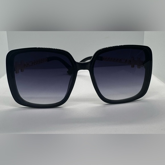 ✨?Chic Black Oversized Square Sunglasses w/ Gold Chain Detail | UV Protection✨ main image 5